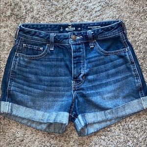 Hollister shorts size 3